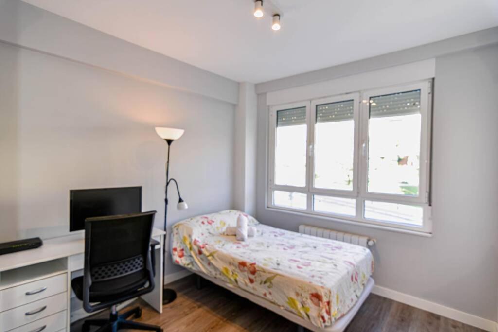 Comodo Apartamento En Puertochico, Cerca De Todo. Сантандер Екстер'єр фото