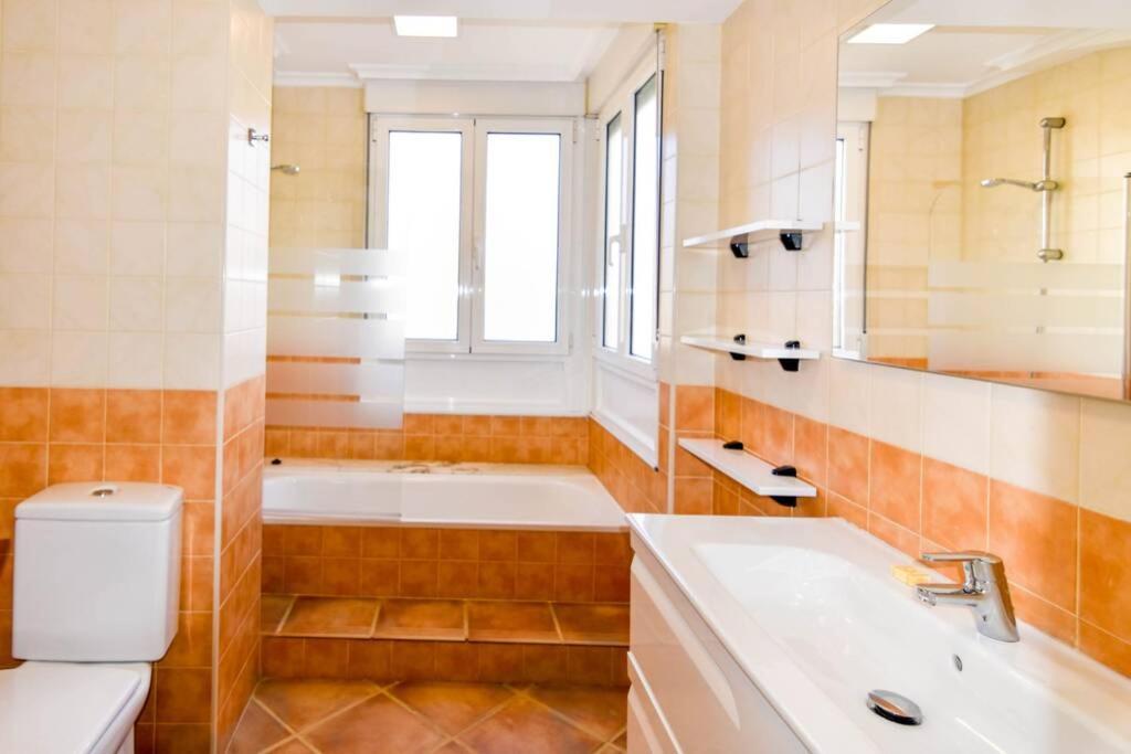 Comodo Apartamento En Puertochico, Cerca De Todo. Сантандер Екстер'єр фото